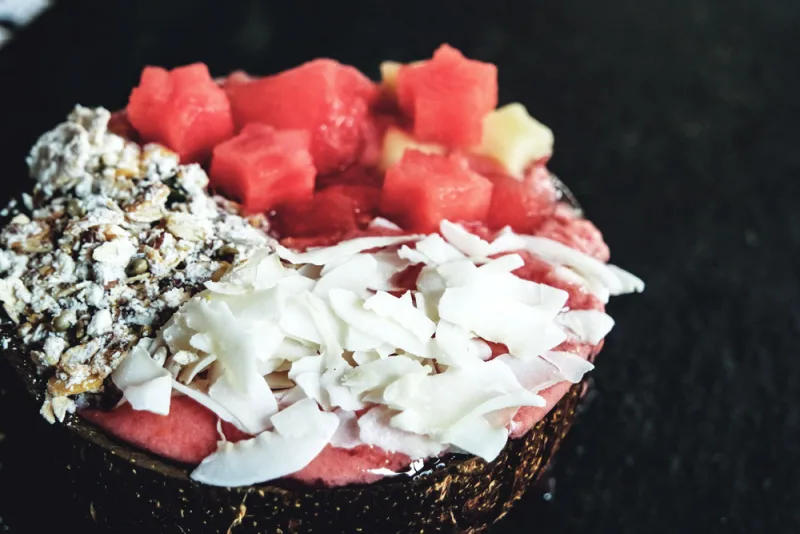 smoothiebowl-protein-granola-quer-web-1